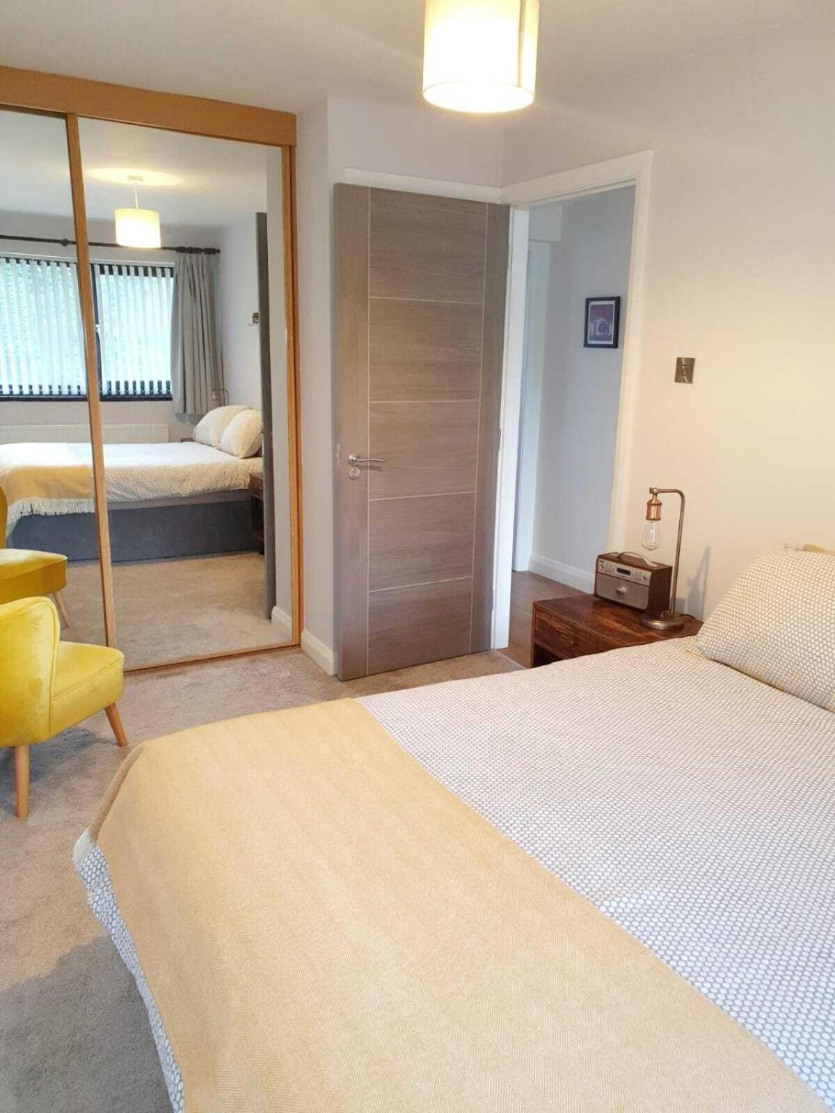 New Lisburn Road - Free Parking Appartement